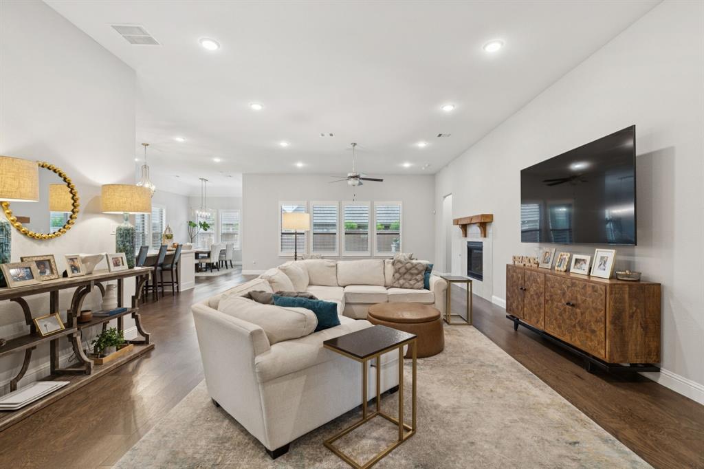 2708 Ashford