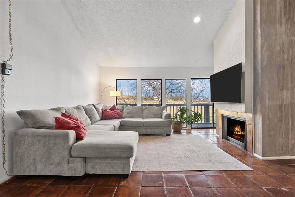 Eagle Mountain Lake Estate Sub - Residential