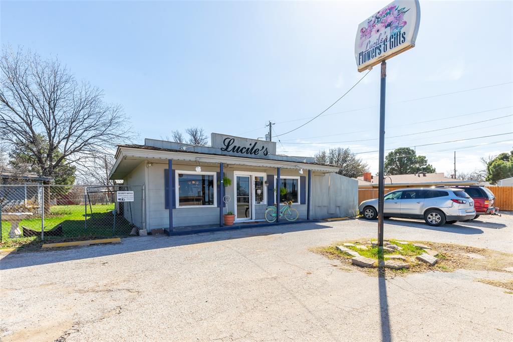 Walter A Moore Rep - Commercial Sale