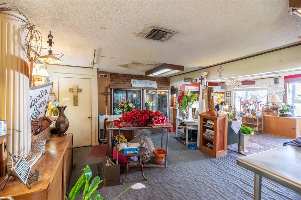 Walter A Moore Rep - Commercial Sale