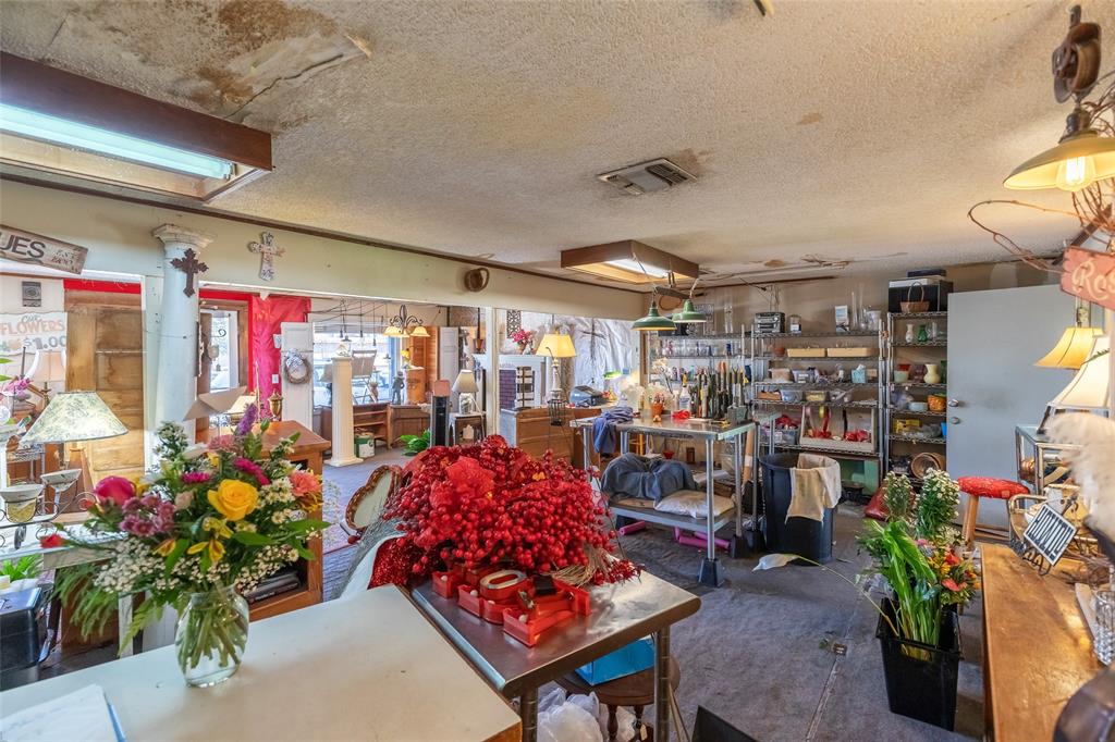 Walter A Moore Rep - Commercial Sale