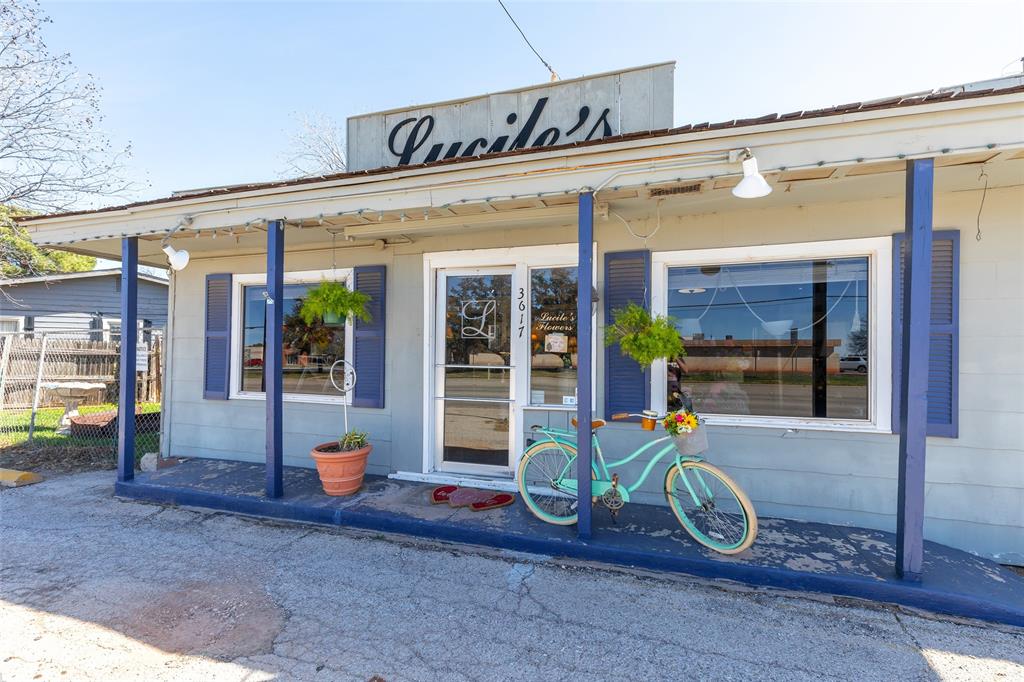 Walter A Moore Rep - Commercial Sale