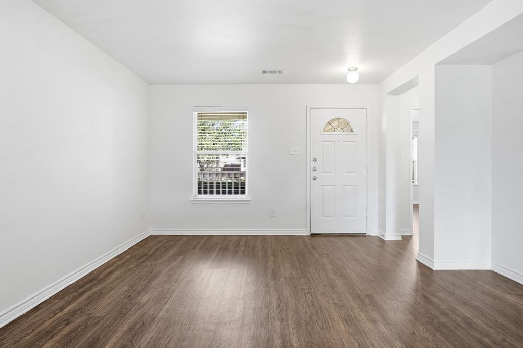 6905 Planters Row Drive