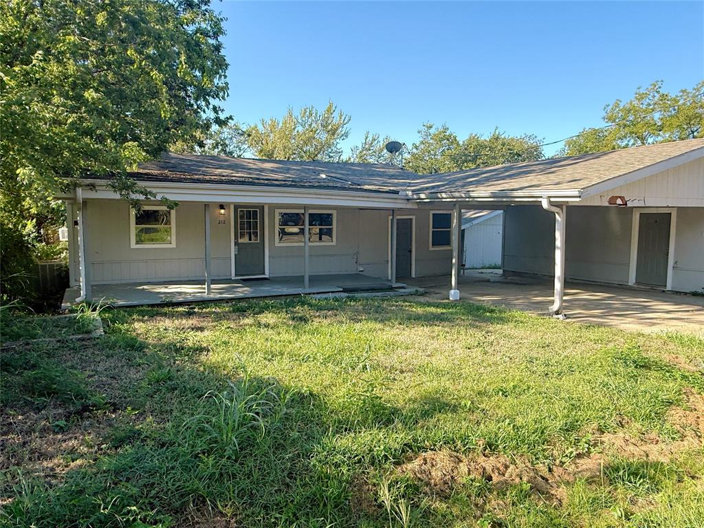 212 Paris Drive