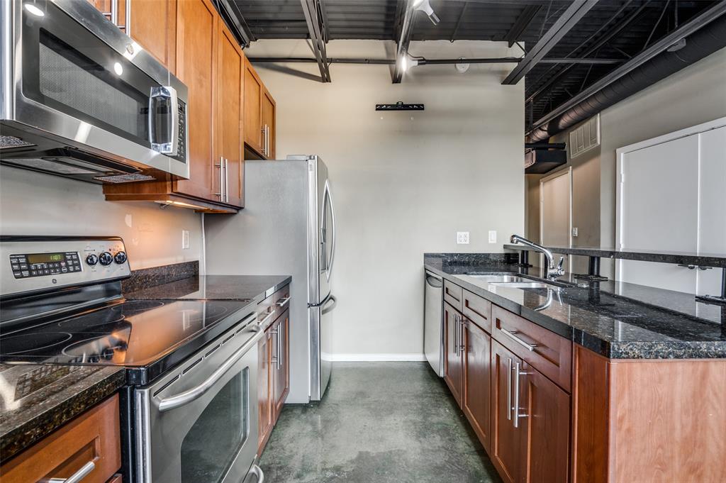 588 Condos - Residential Lease