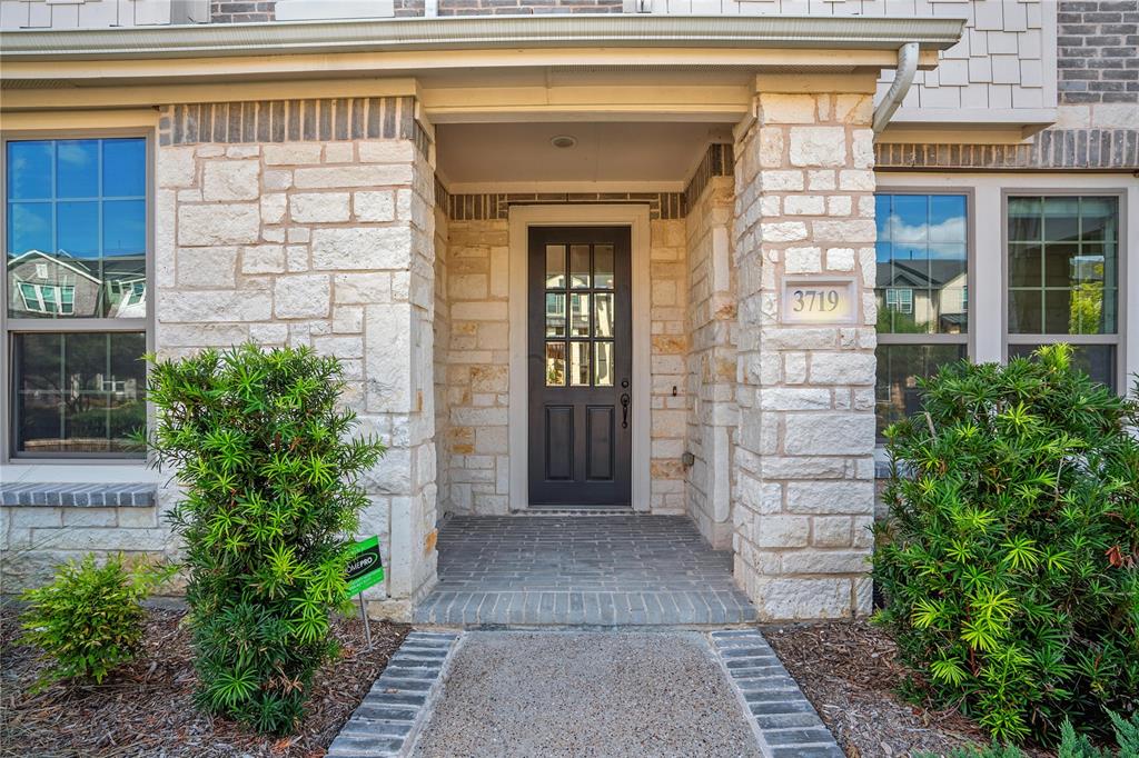 3719 Sailing View Boulevard