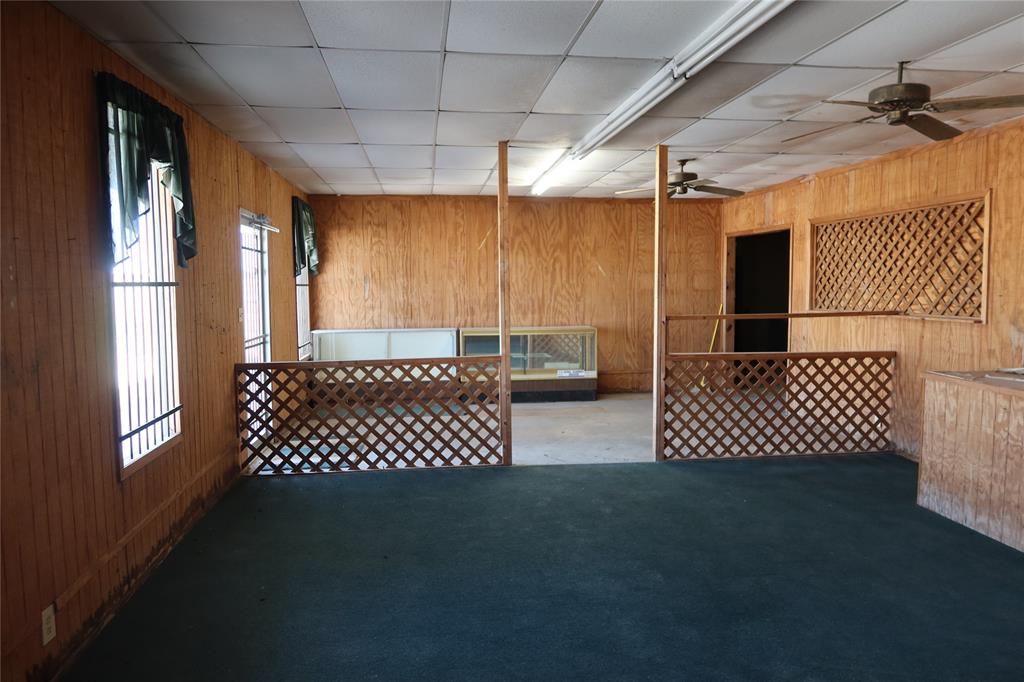 Peebles - Commercial Sale