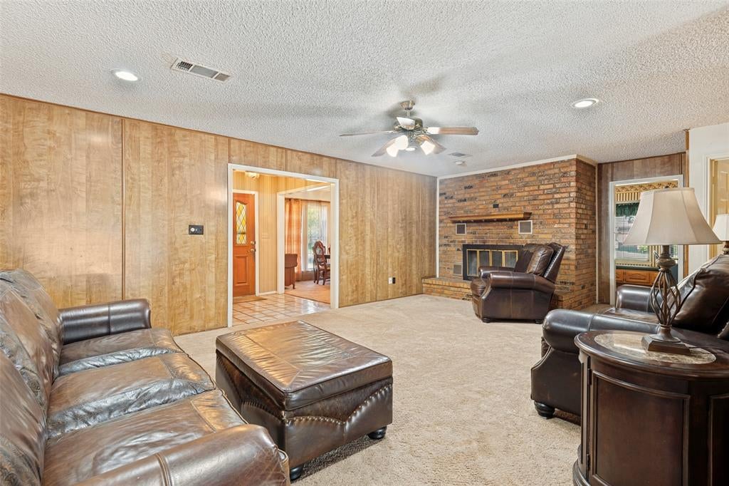 508 Estate Lane