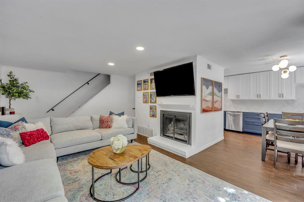 7462 E Northwest Highway 128
