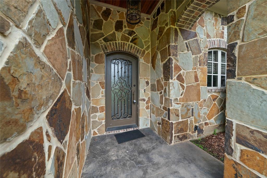 5546 Nathan Drive