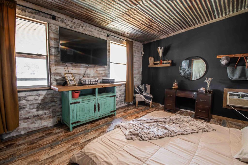 Hickory Hills III - Residential