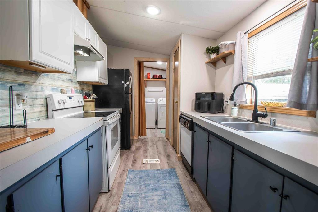 Hickory Hills III - Residential