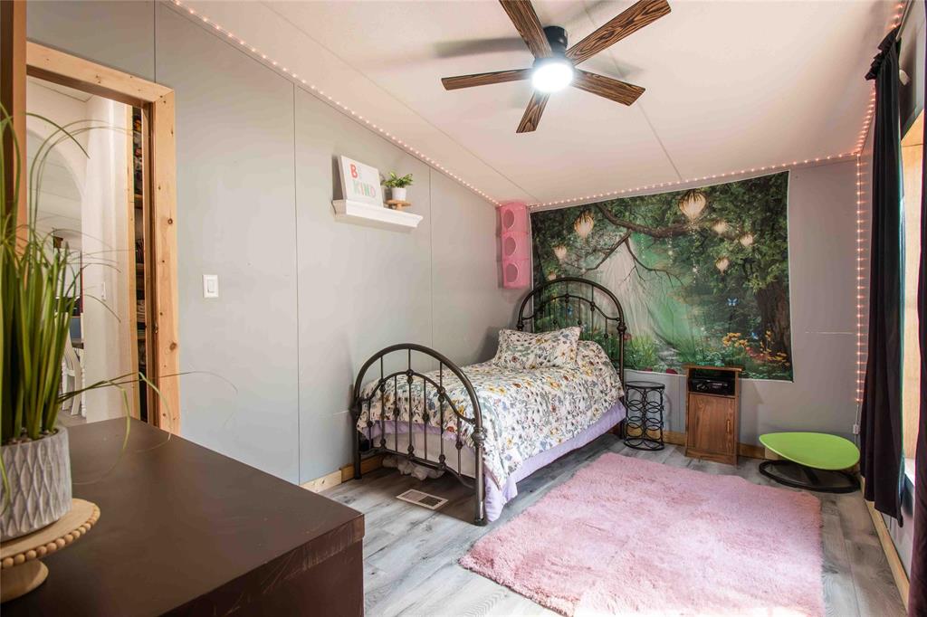 Hickory Hills III - Residential