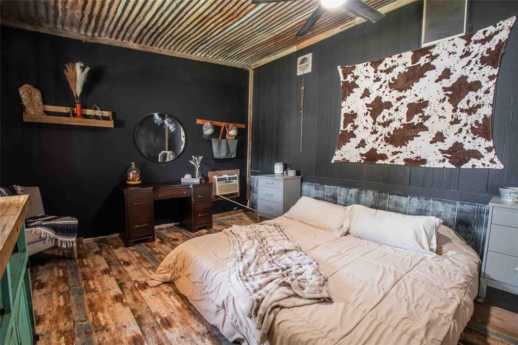 Hickory Hills III - Residential