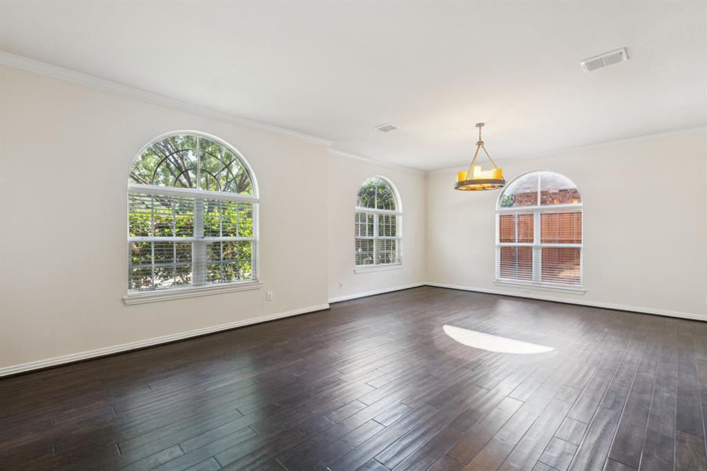 1300 Charleston Drive