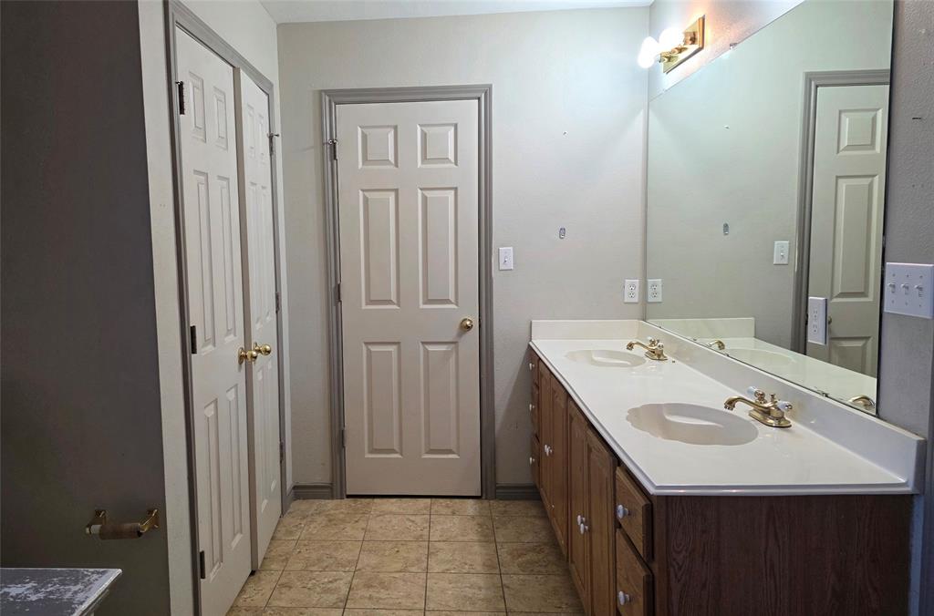 Oaks Two Add - Residential