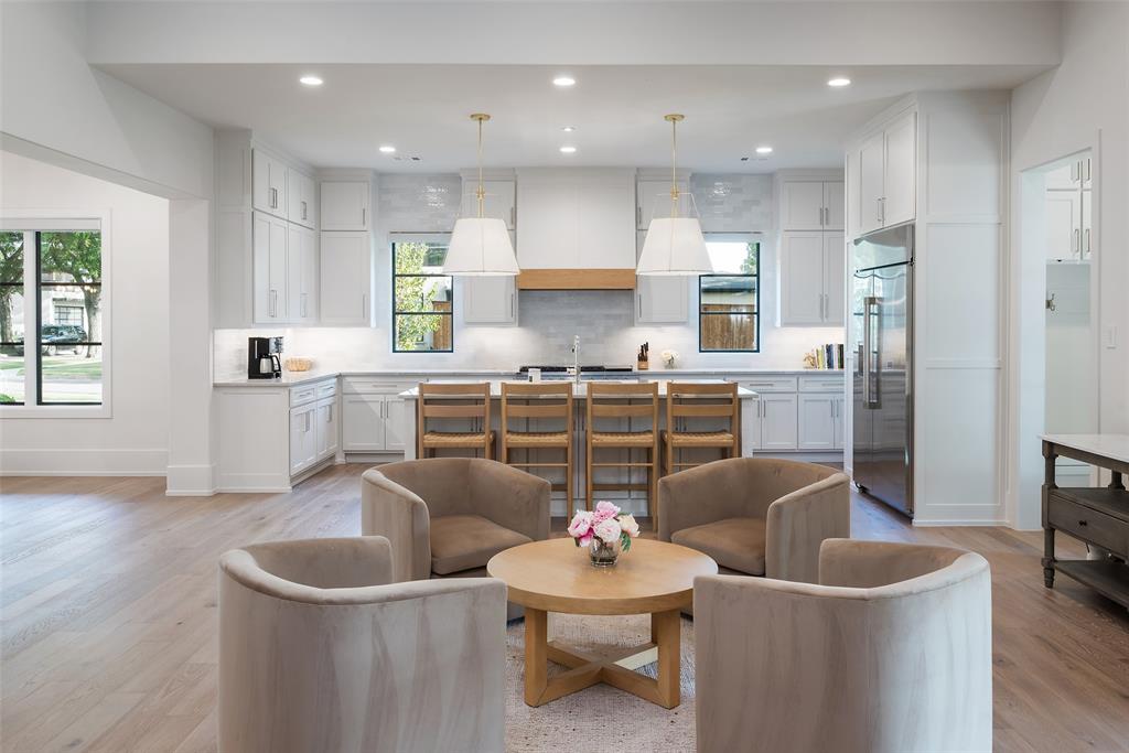 MARSH LANE 2 - Residential