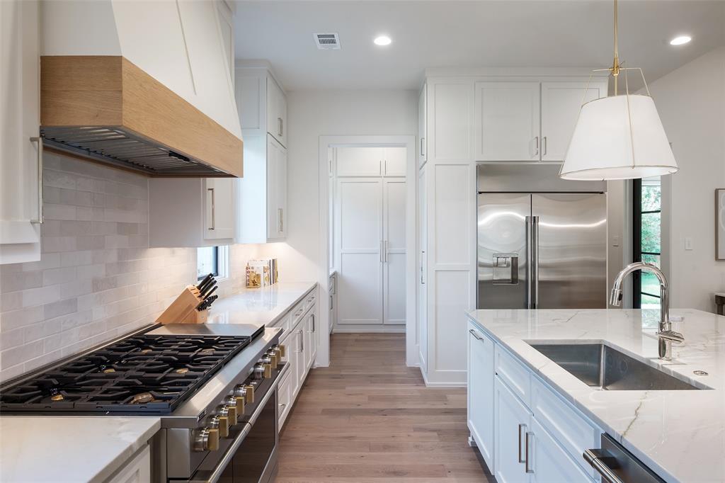 MARSH LANE 2 - Residential