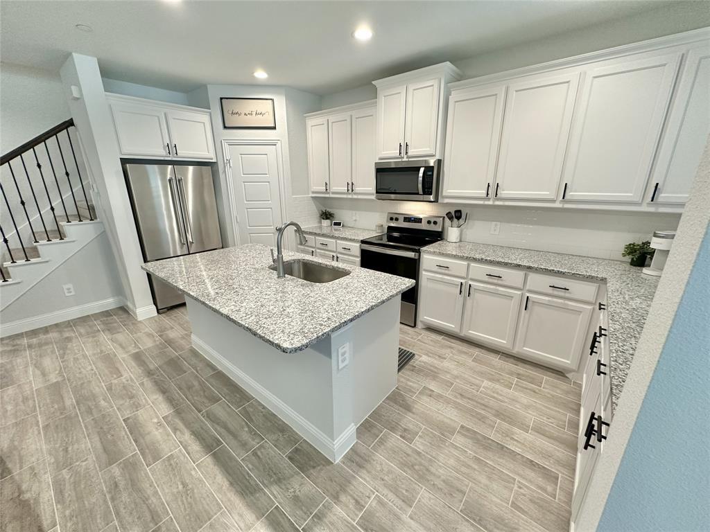 Bursey Road Twnhms - Residential