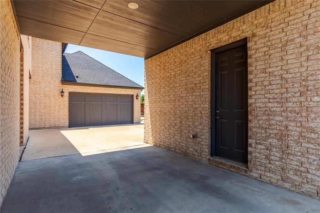 2130 Lassen Drive