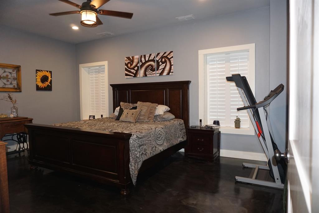 cross roads - Residential