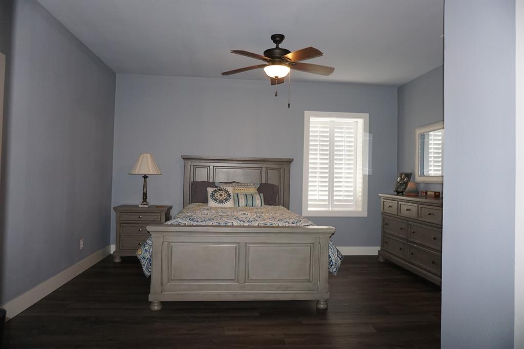 cross roads - Residential