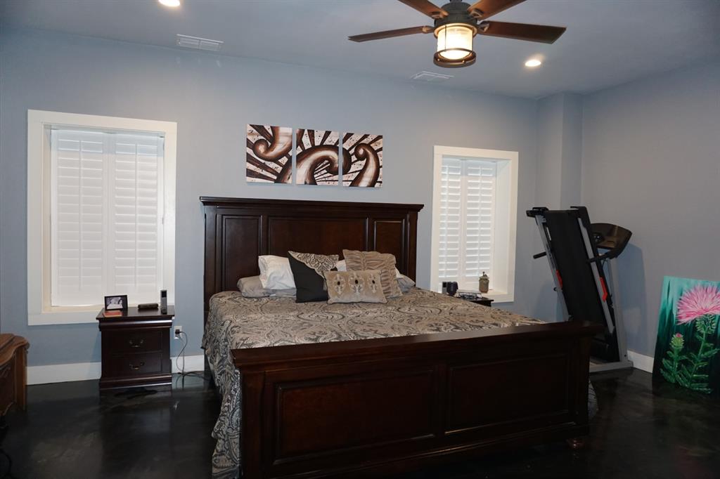 cross roads - Residential