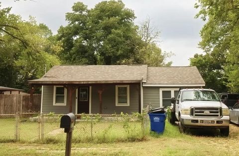 Photo of 11319 Lyric Lane, Balch Springs, TX 75180 (MLS # 21341600)