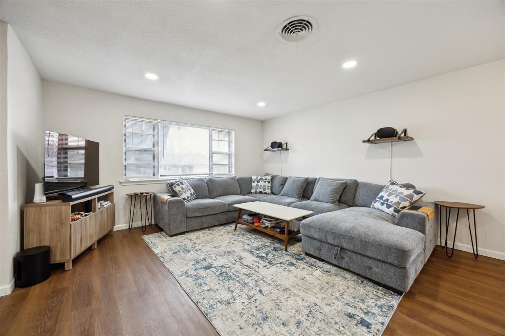 2523 Dorrington Drive