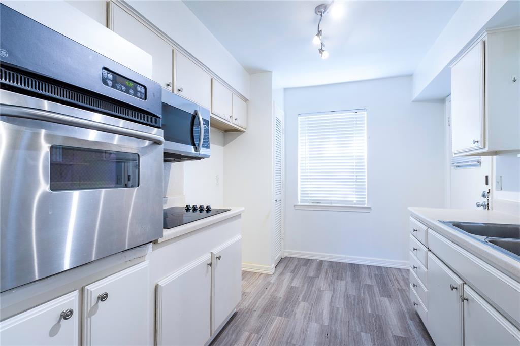 Tanglewood Townhomes Condominiums - Residential