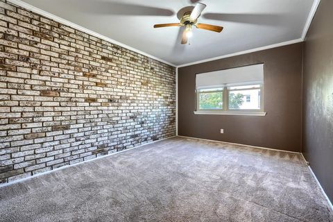 Tiny photo for 607 Trailwood Court, Garland, TX 75043 (MLS # 21072804)