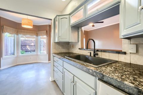 Tiny photo for 607 Trailwood Court, Garland, TX 75043 (MLS # 21072804)