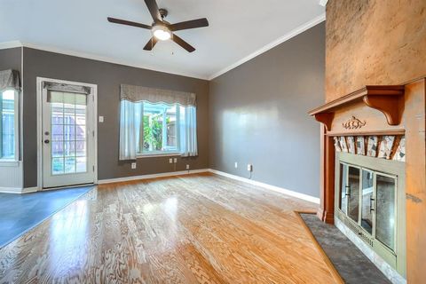 Tiny photo for 607 Trailwood Court, Garland, TX 75043 (MLS # 21072804)