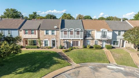 Tiny photo for 607 Trailwood Court, Garland, TX 75043 (MLS # 21072804)