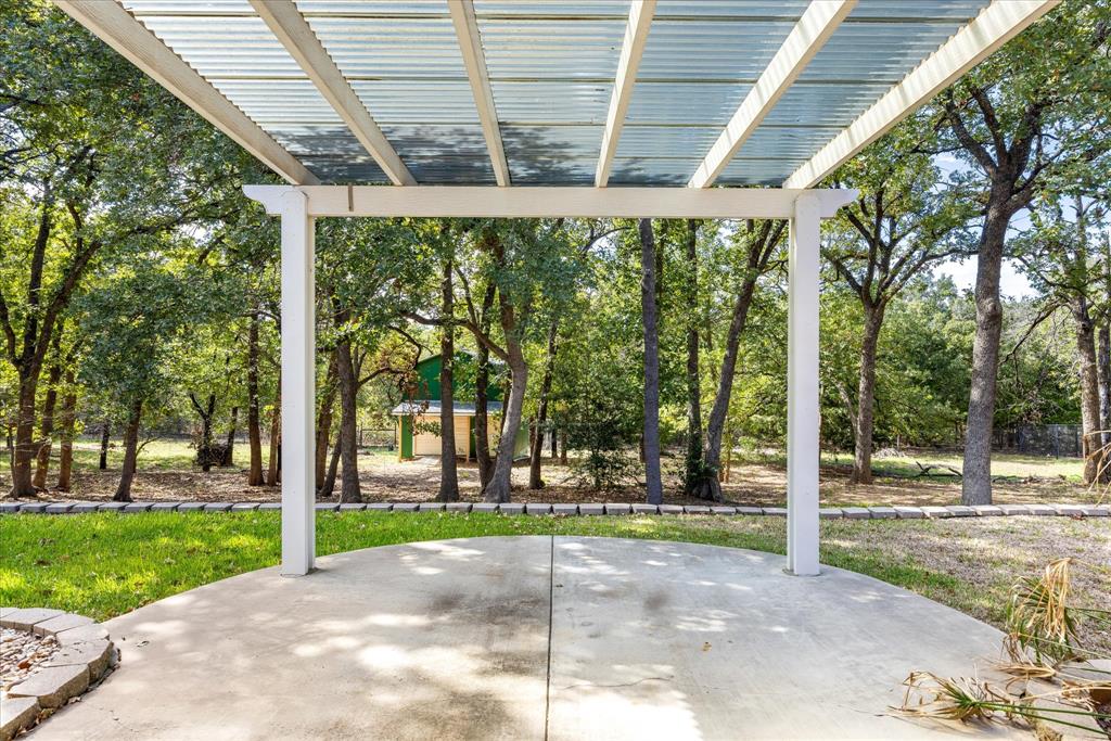 7208 Wooded Acres Trail