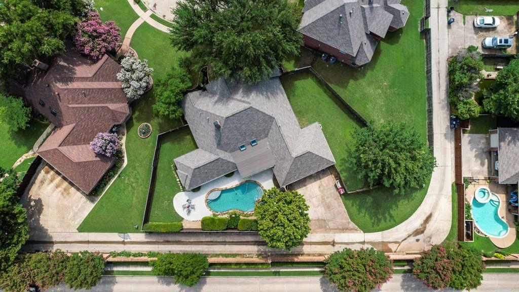 1229 Edgewood Lane