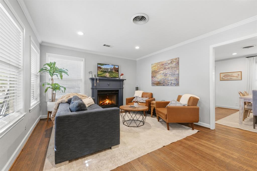 4927 W Hanover Avenue