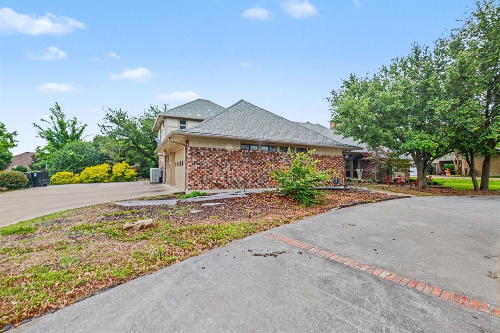 208 Camino Real W