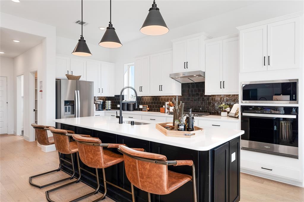 3906 Lupine Trail