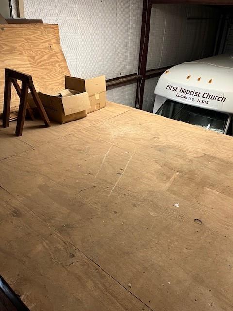 Orig Town Of Commerce - Commercial Sale