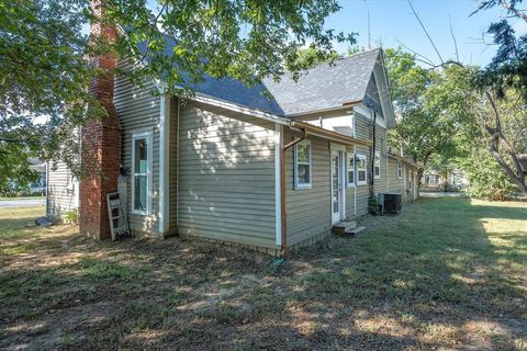 A home in Kemp