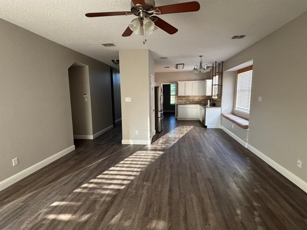 207 Trailwood Drive