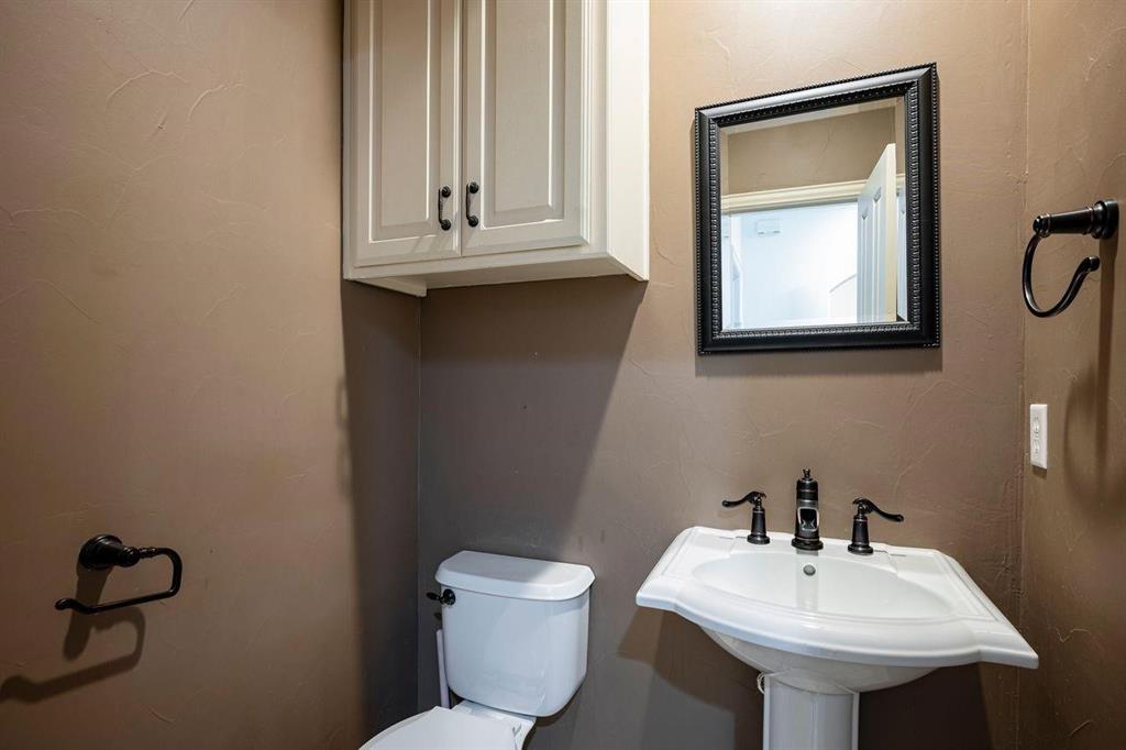 Towne Lake - Residential Lease