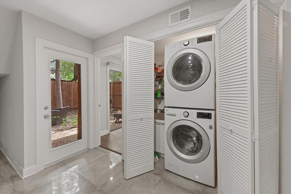 Fair Oaks Twnhms Ph 01 - Residential