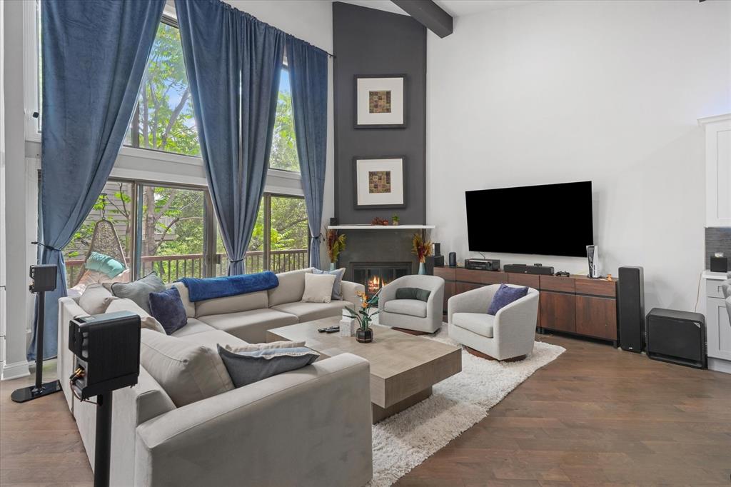 Fair Oaks Twnhms Ph 01 - Residential