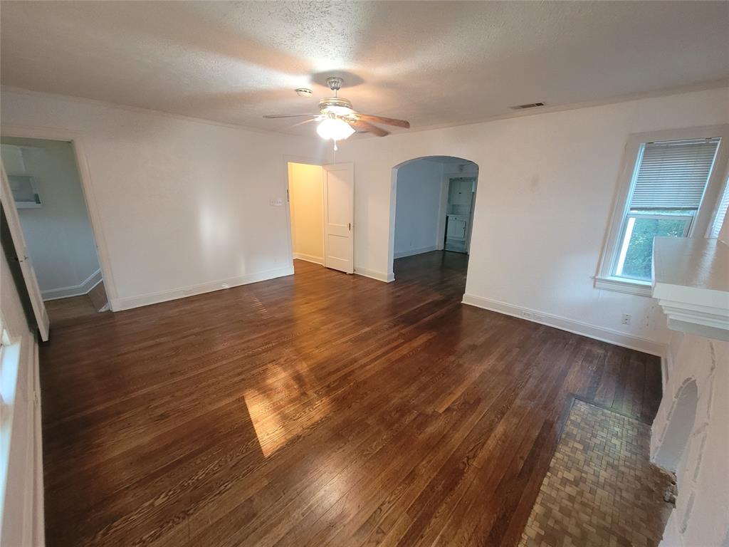 Hughes H G - Residential Lease