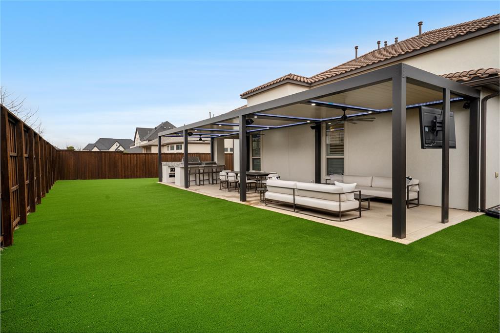 Lexington Ph Seven - Residential