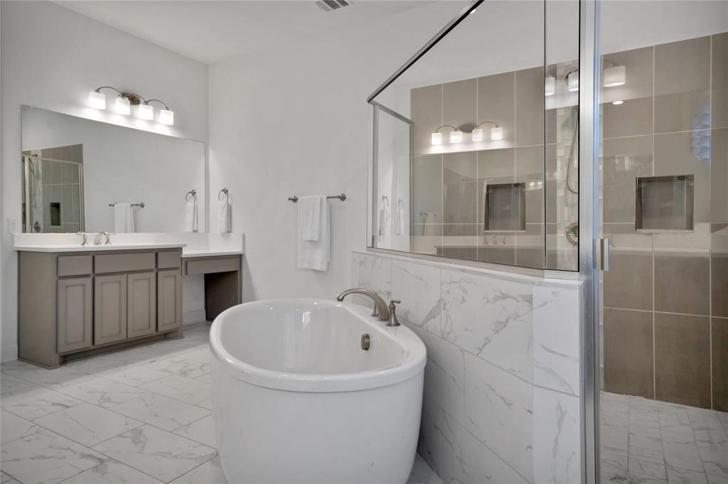 Lexington Ph Seven - Residential