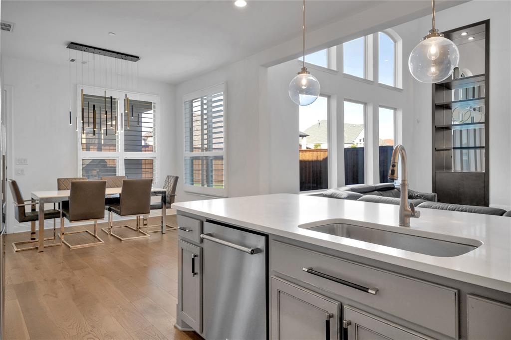 Lexington Ph Seven - Residential