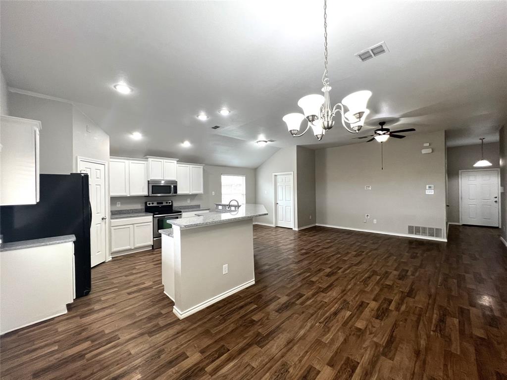 9748 Sparrow Hawk Lane